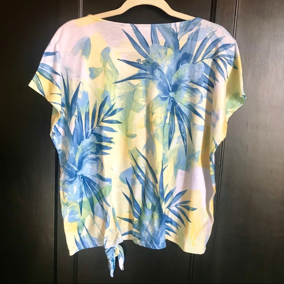 Alfred Dunner Top. Size large. EUC - Picture 3 of 3